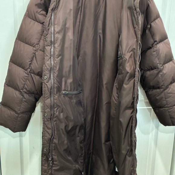 Lands' End Women's Chocolate Goose-down Puffer Coat - Picture 9 of 10